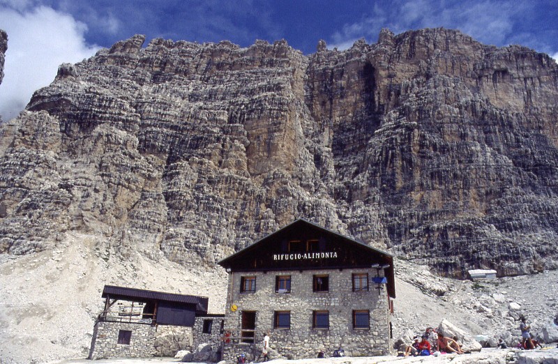 Rifugi e Bivacchi d''Italia.......